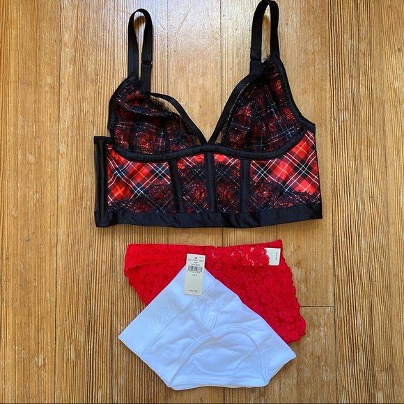 3pc. VS & Aerie Intimate’s Set retail $68 - Picture 1 of 14